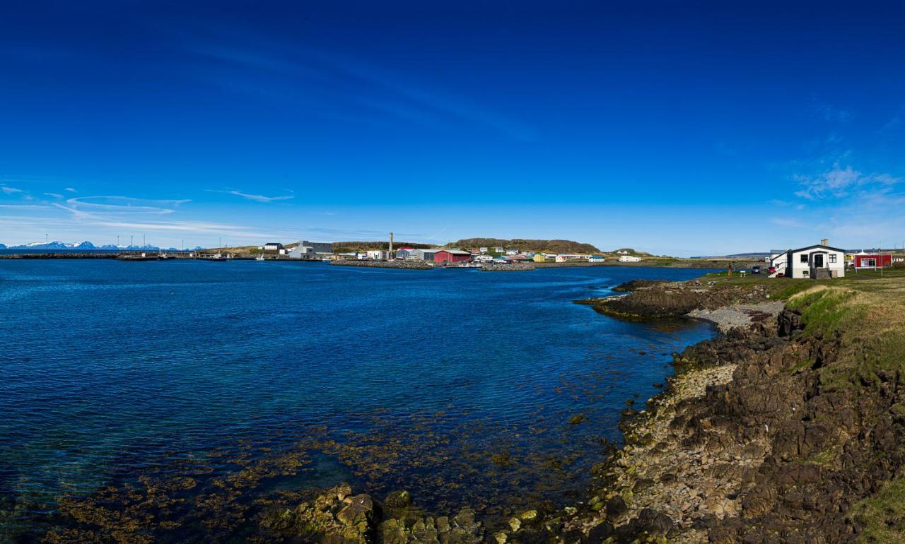Salthus Guesthouse Skagastrond Exterior photo